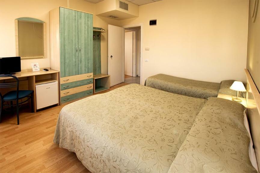 Hotel Scacciapensieri Nettuno Extérieur photo