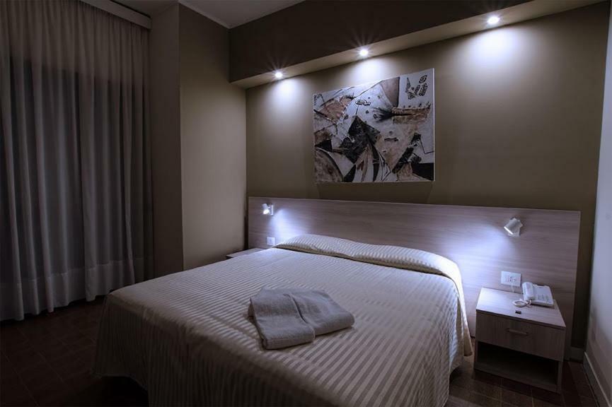 Hotel Scacciapensieri Nettuno Extérieur photo