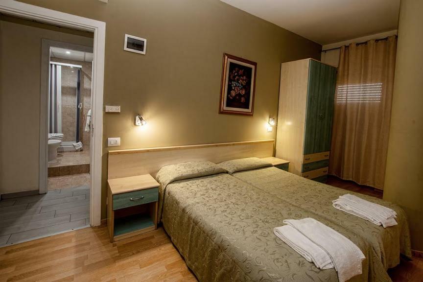 Hotel Scacciapensieri Nettuno Extérieur photo